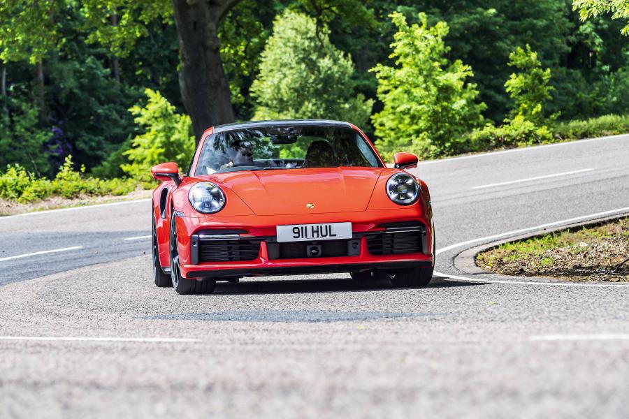  Porsche 911 Turbo S (992) 2020 года  (UK) (фото 11 из 42)